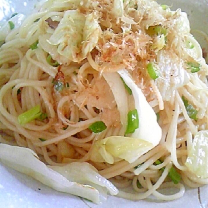 夏の残りのそうめんで 焼うどん風 レシピ 作り方 By Ta16 楽天レシピ